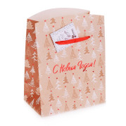 Бумажный пакет Ёлочки на коричневом для сувенирной продукции, с ламинацией, с шириной основания 22,5