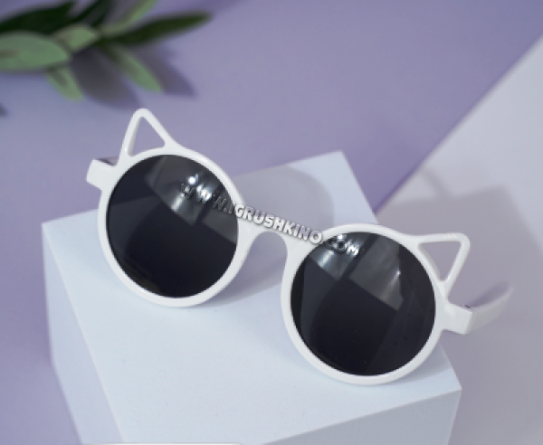 Солнцезащитные очки с чехлом "Cat" white