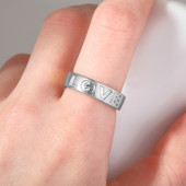 Кольцо LOVE, цвет серебро, безразмерное   9340160